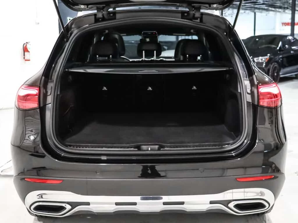 Mercedes-Benz GLC GLC300 / Premium Pkg / AMG Pkg / Navigation / Pano, снимка 14 - Автомобили и джипове - 53783215