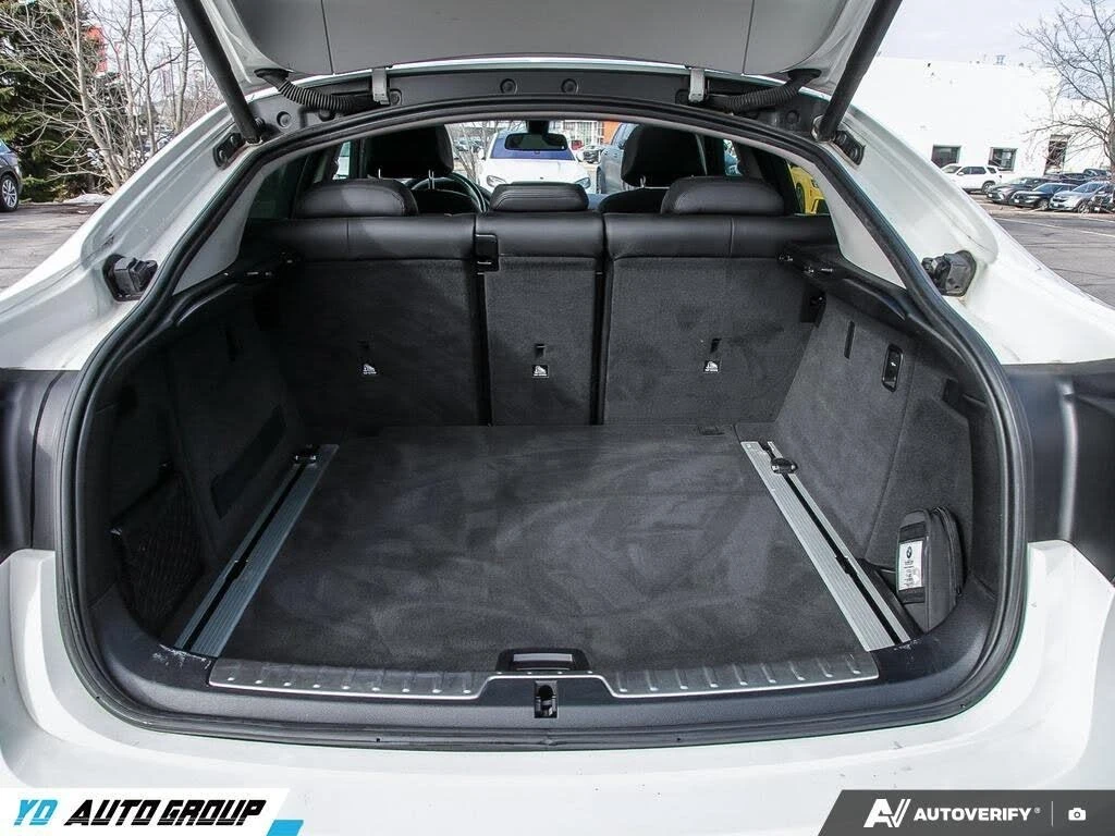 BMW X6 xDrive* АвтоКредит* (ЦЕНА ДО БГ), снимка 7 - Автомобили и джипове - 54040698