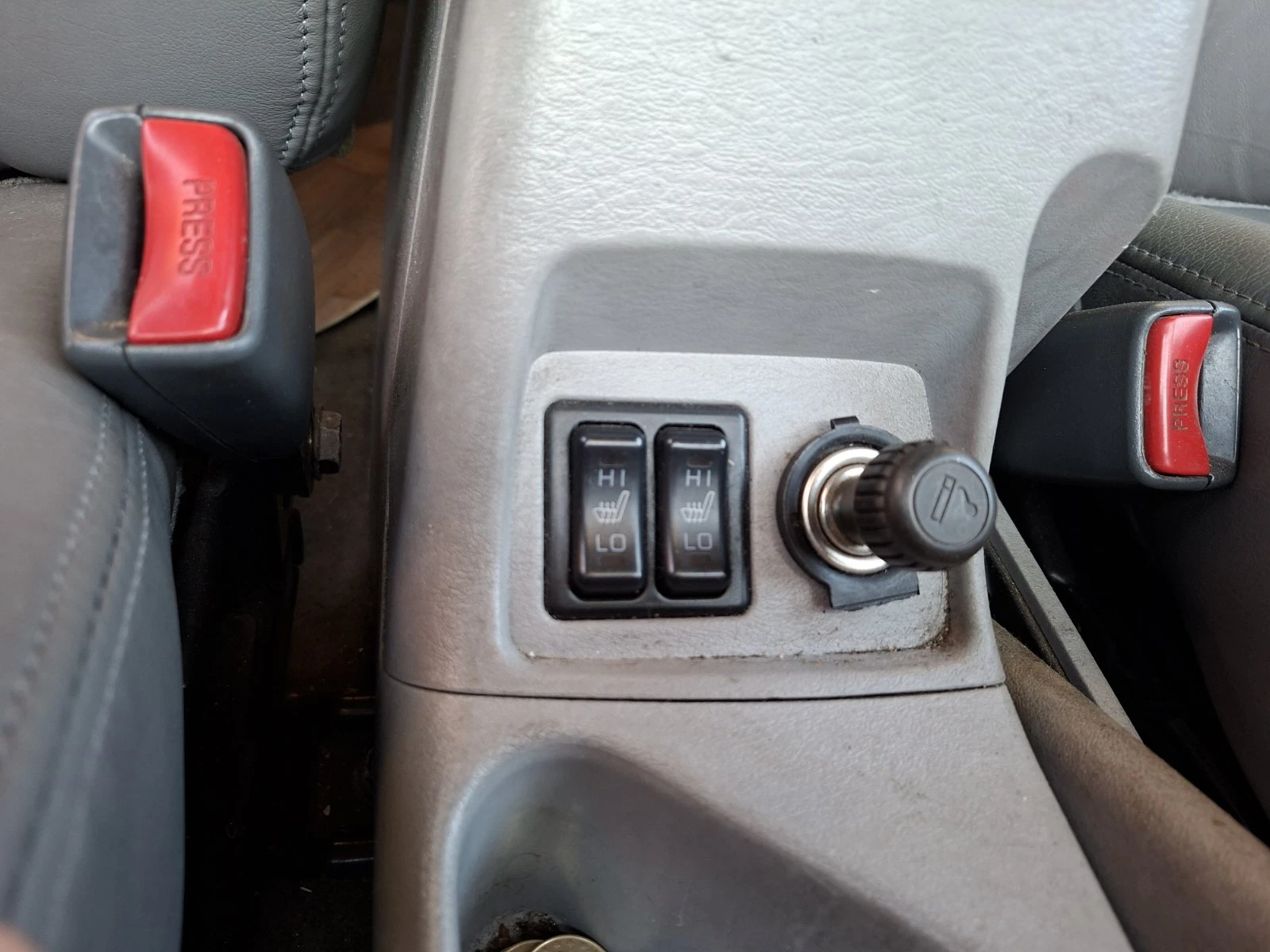 Mitsubishi Pajero sport, снимка 13 - Автомобили и джипове - 54109680