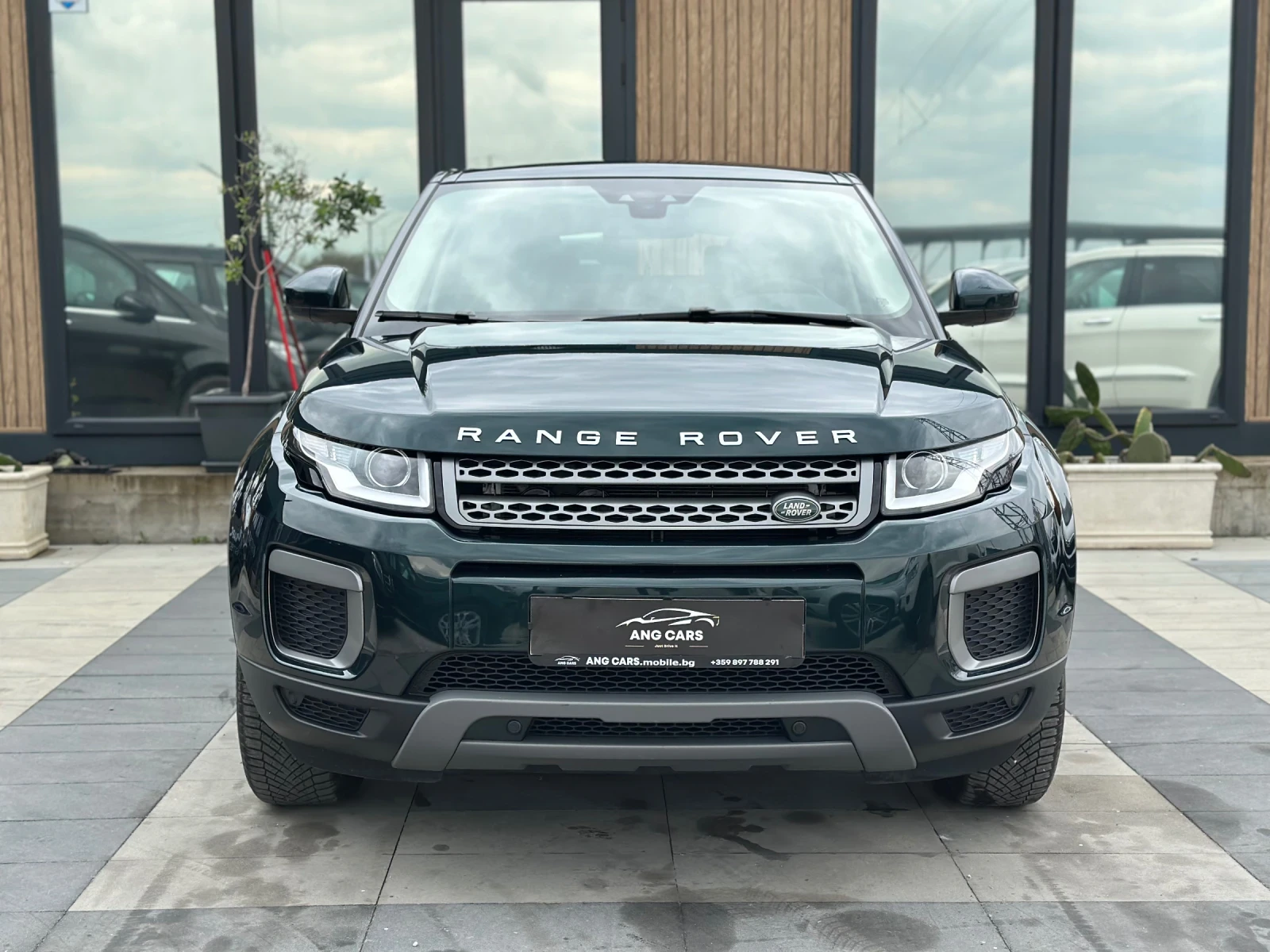 Land Rover Range Rover Evoque * 2.0TD4* Facelift* 130000км.* , снимка 3 - Автомобили и джипове - 54183930