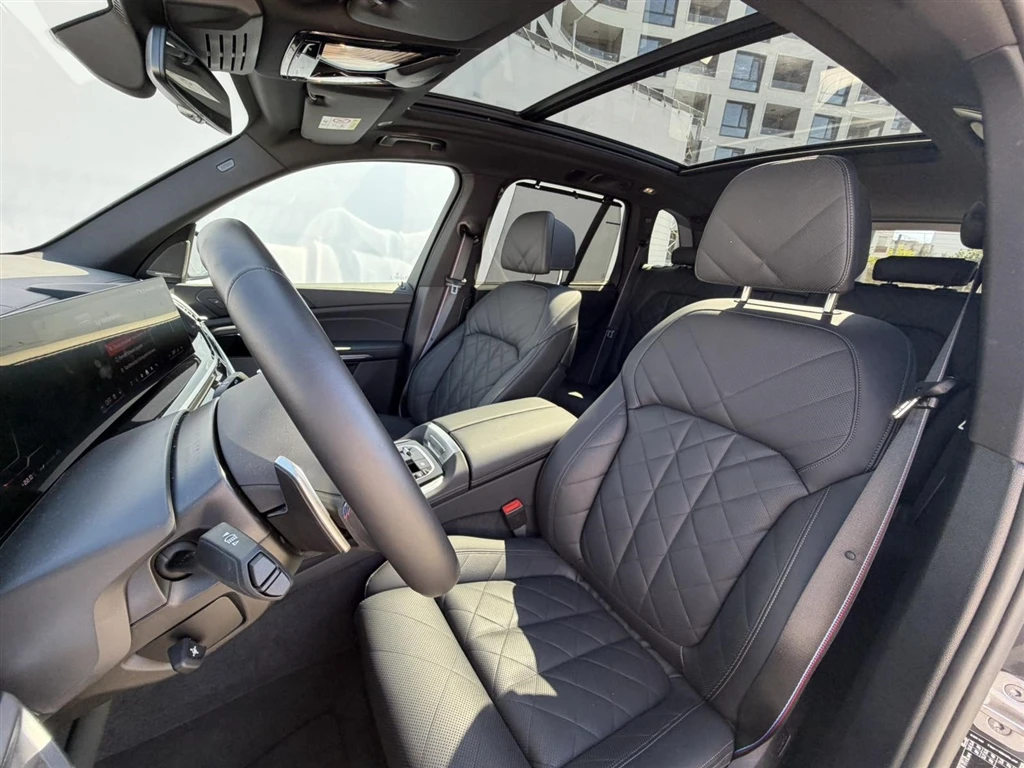 BMW X5 M60i xDrive, снимка 9 - Автомобили и джипове - 55275946