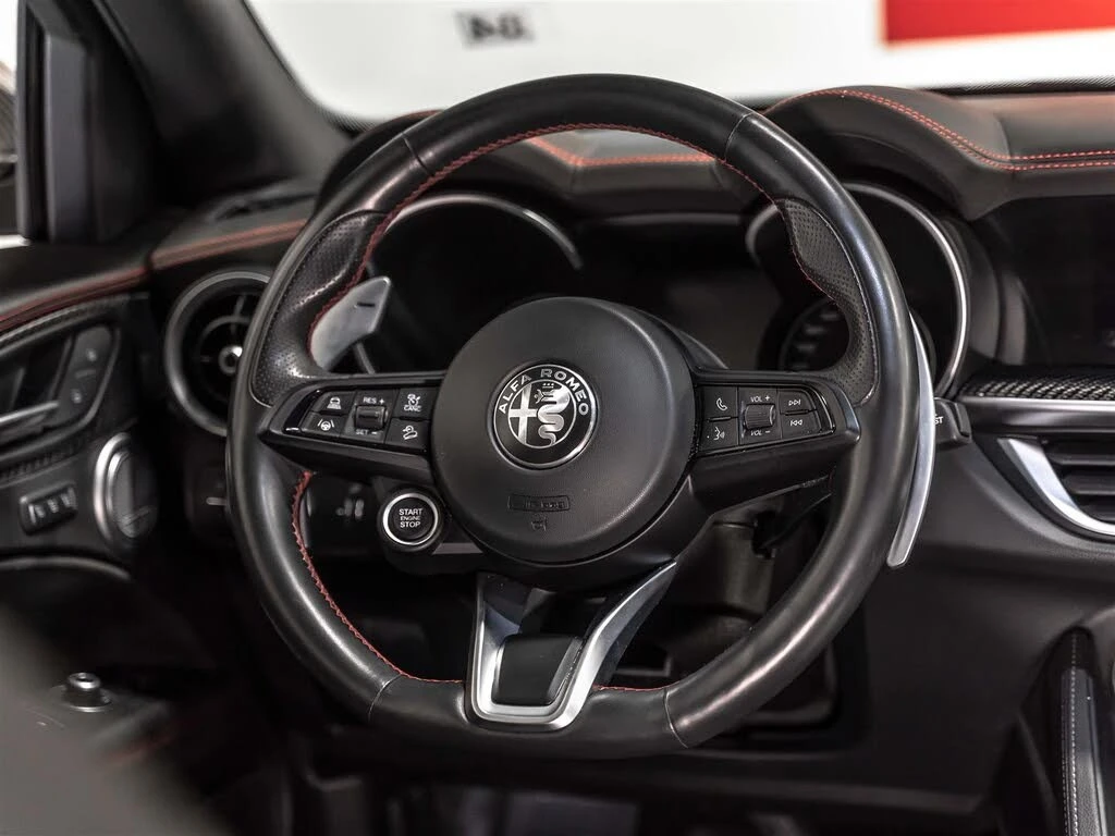 Alfa Romeo Stelvio Estrema AWD/PANOROOF/DRIVE-ASSISTS/PREMIUM | Mobile.bg � ����������� 7