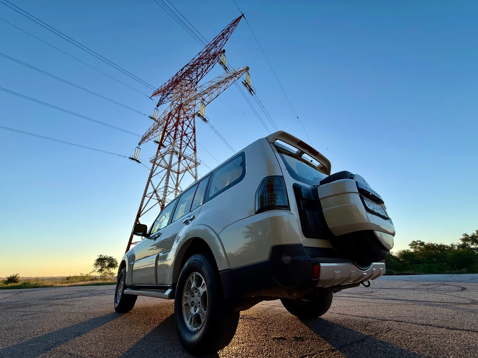 Mitsubishi Pajero 3.0 V6 Автомат, снимка 10 - Автомобили и джипове - 55579227