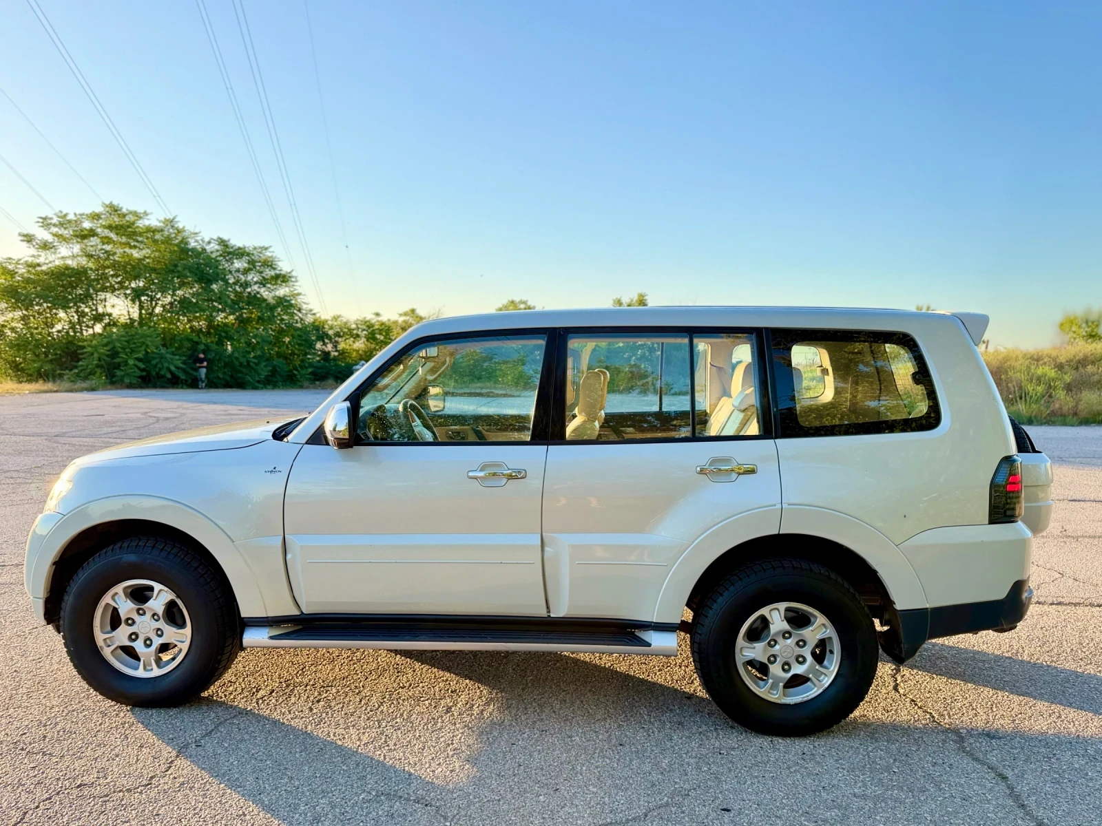 Mitsubishi Pajero 3.0 V6 Автомат, снимка 8 - Автомобили и джипове - 55579227