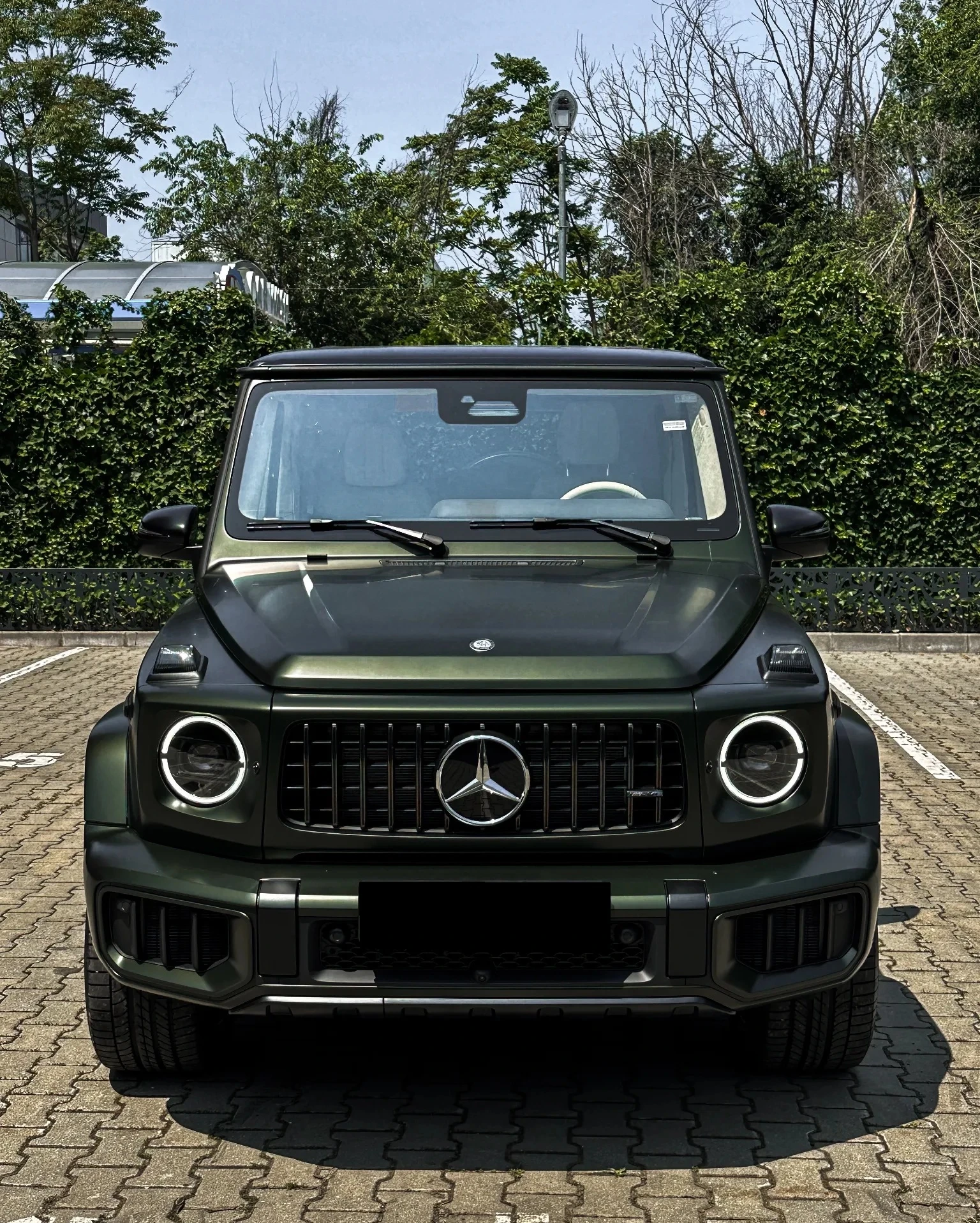 Mercedes-Benz G 63 AMG 4.0 V8 4x4 Exclusive, снимка 3 - Автомобили и джипове - 55664523