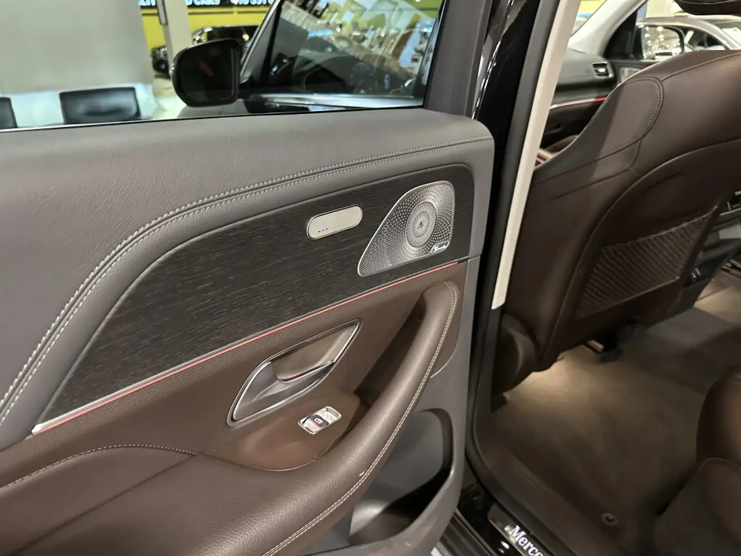 Mercedes-Benz GLE 350 PREMIUM PKG/ INTELLIGENT PKG/ BURMESTER/HUD/ ADAPT, снимка 16 - Автомобили и джипове - 56181250