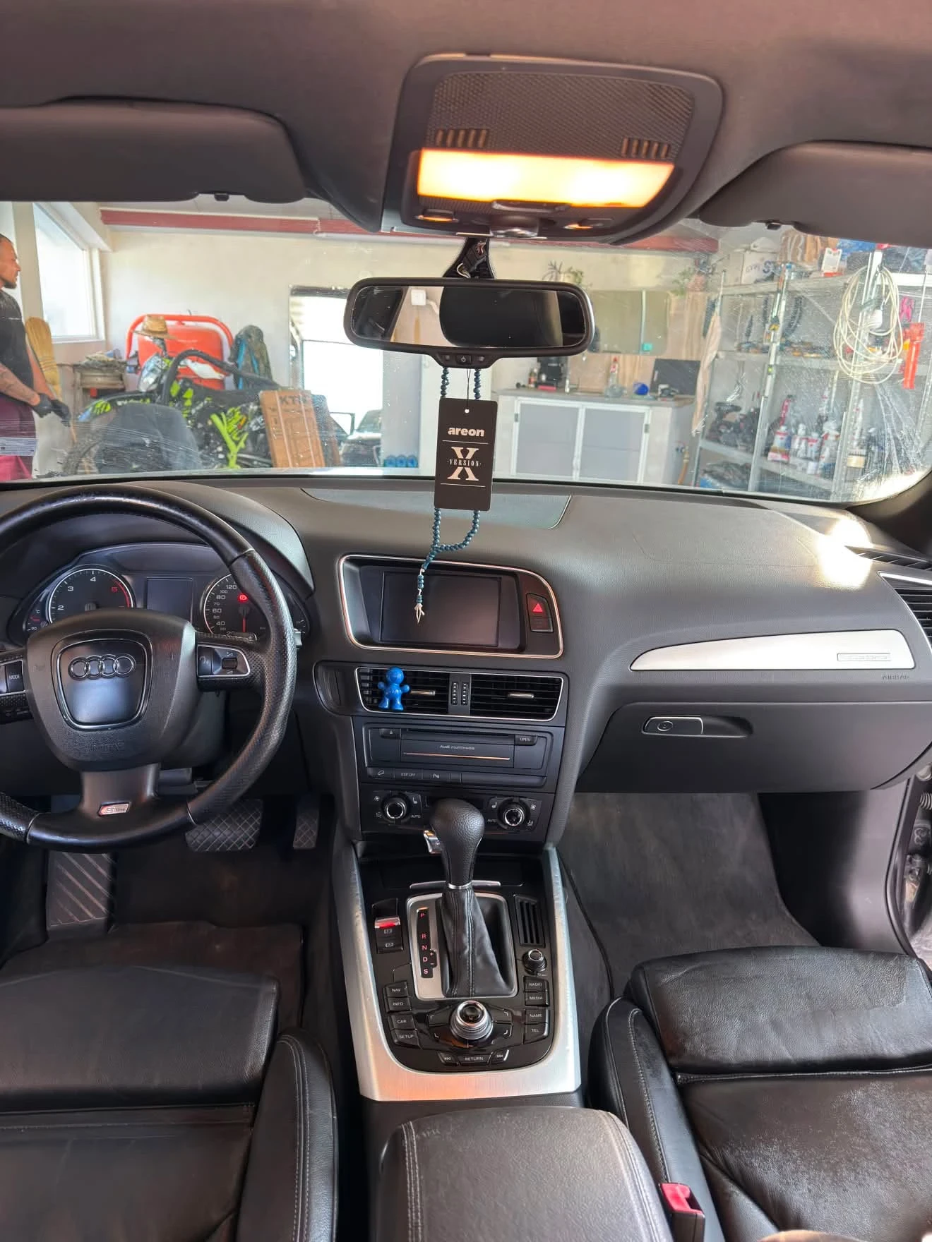 Audi Q5, снимка 12 - Автомобили и джипове - 56375592