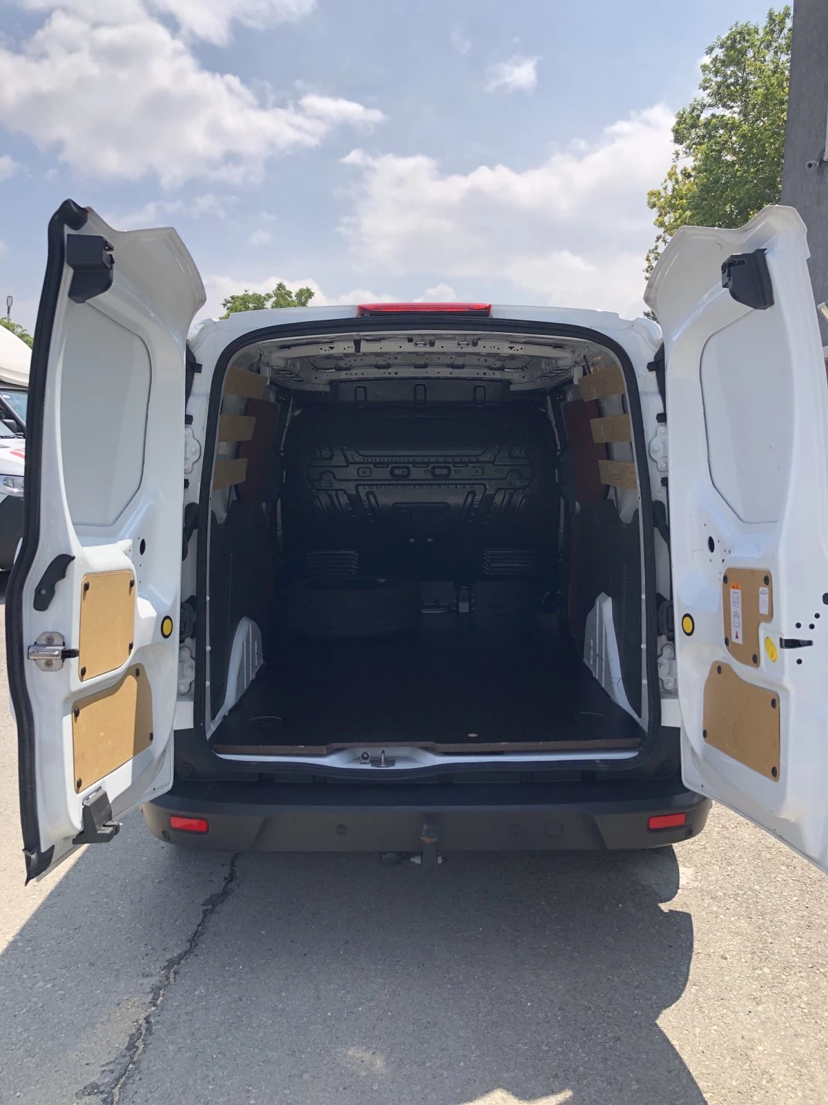 Ford Transit Connect - изображение 7