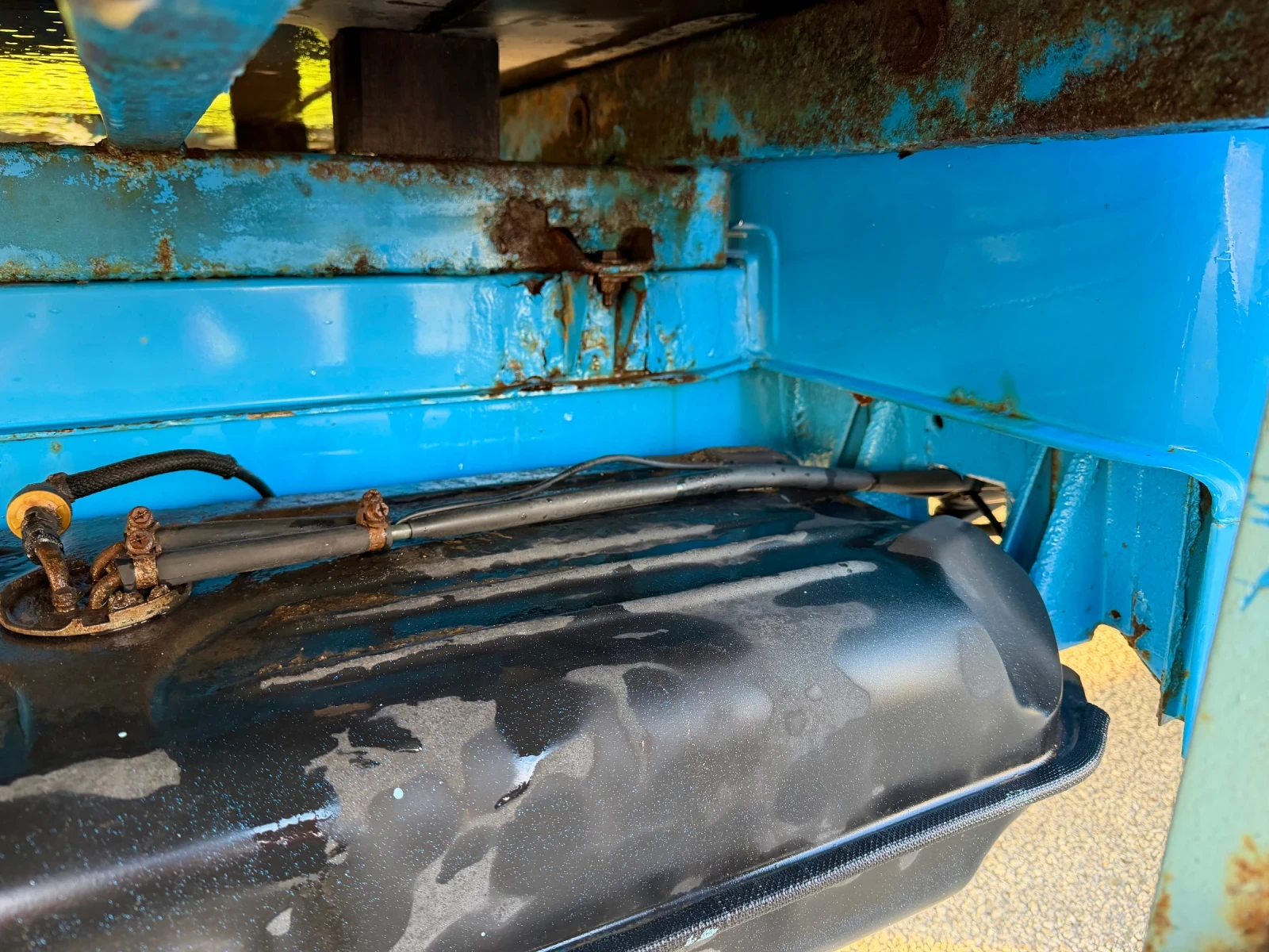 Mercedes-Benz 410  - изображение 7