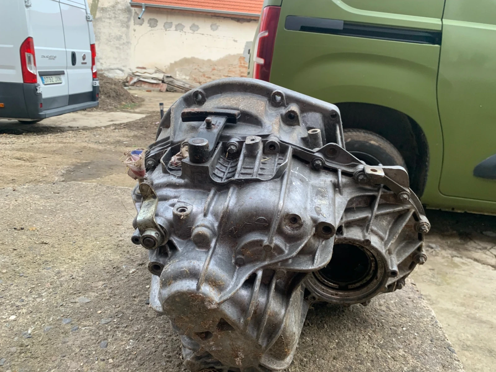 Opel Vivaro, снимка 4 - Бусове и автобуси - 55061843