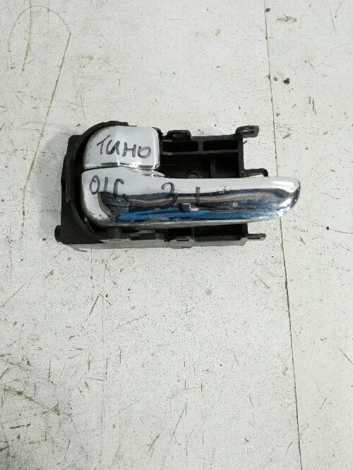 Дръжка врата вътрешна задна лява Нисан Алмера Тино