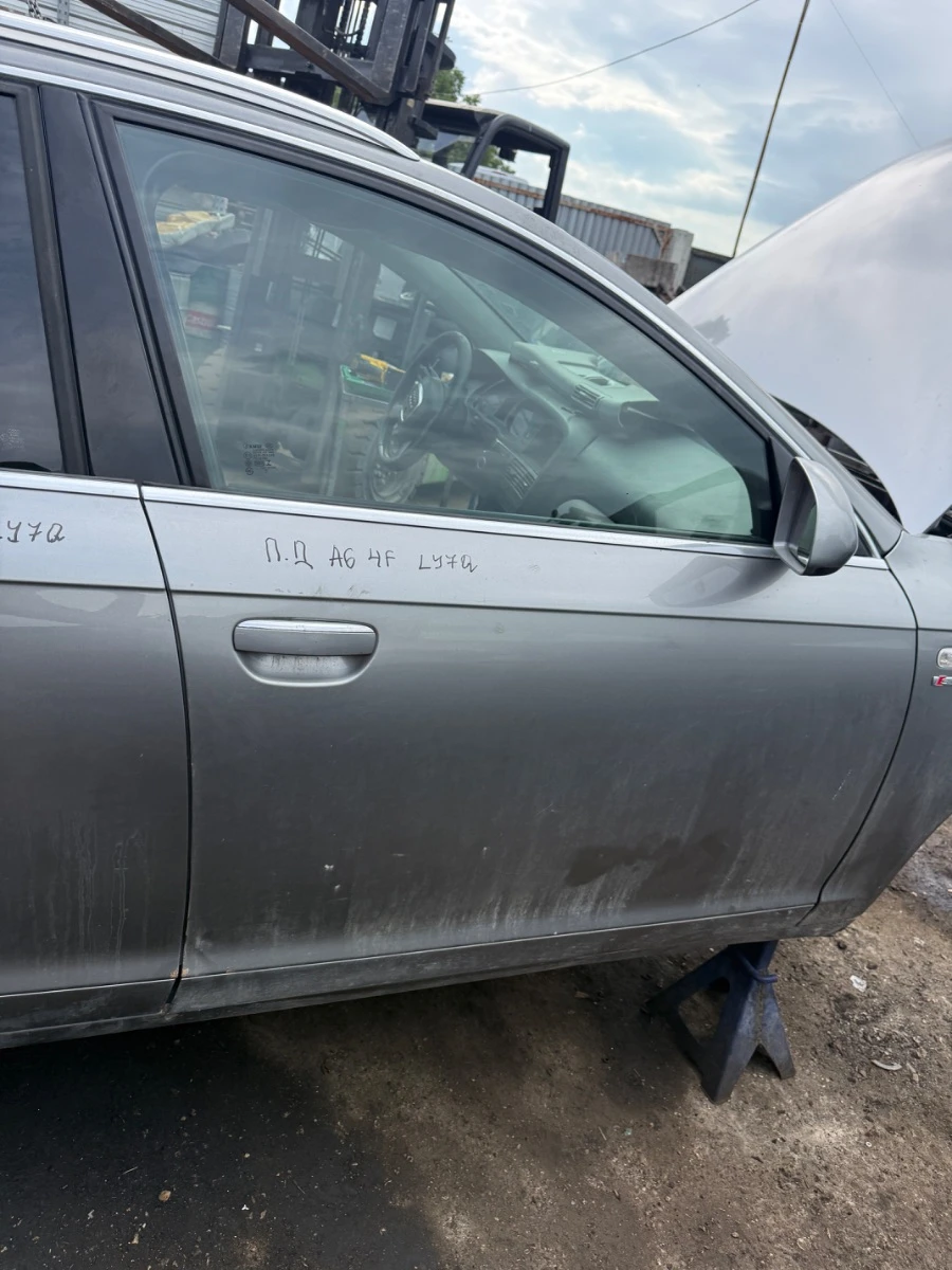 Предна дясна врата за Audi A6 4F LY7Q 374-374