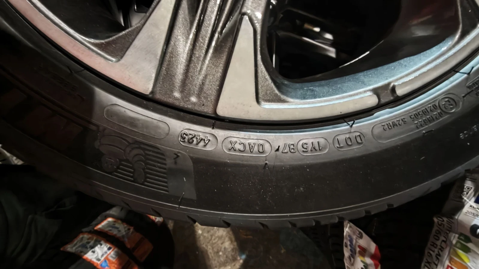 ���� � ������ 245/45R18 �� Kia K7 | Mobile.bg � ����������� 2