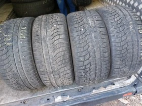 Гуми Зимни 235/40R18, снимка 1 - Гуми и джанти - 42827736