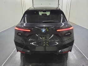 BMW iX Xdrive50, снимка 4