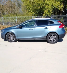 Volvo V40 Cross Country 1.6 D2 cross country 5b , снимка 5