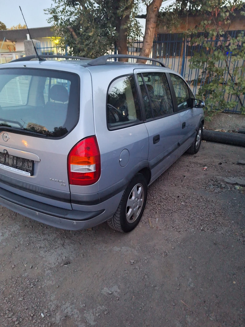 Opel Zafira, снимка 1 - Автомобили и джипове - 46959107