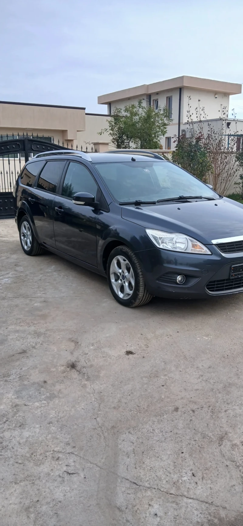 Ford Focus 1.6 TDCI, снимка 4 - Автомобили и джипове - 48150043