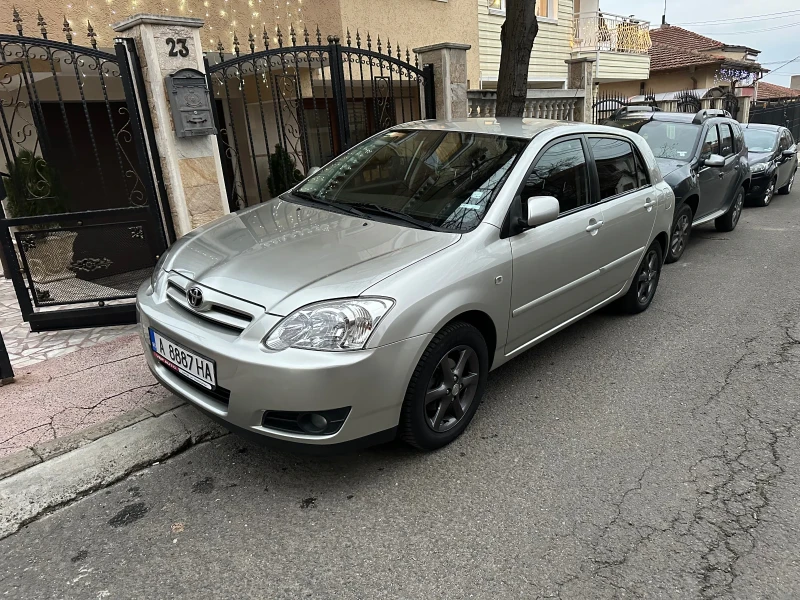 Toyota Corolla, снимка 1 - Автомобили и джипове - 48718349