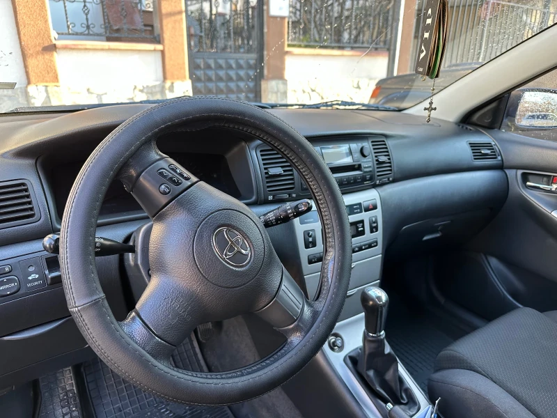 Toyota Corolla, снимка 4 - Автомобили и джипове - 48718349