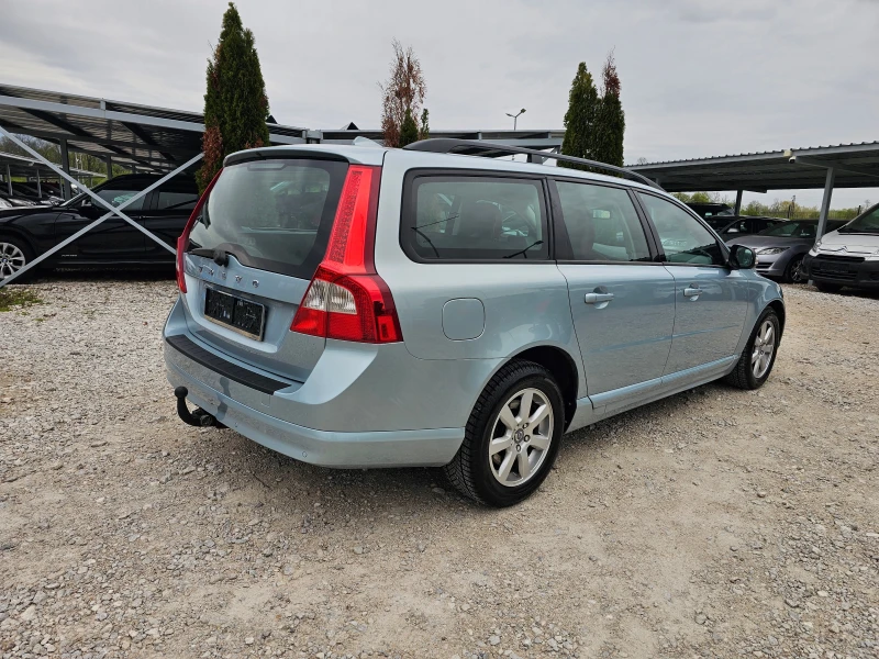 Volvo V70 2.4 D5 ! ! КОЖА! ! КЛИМАТРОНИК, снимка 5 - Автомобили и джипове - 49913644