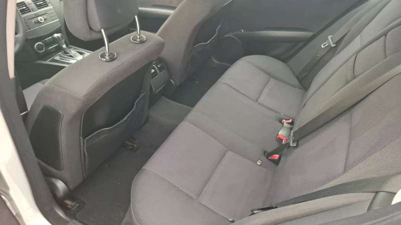 Mercedes-Benz C 220 CDI, снимка 12 - Автомобили и джипове - 52500884
