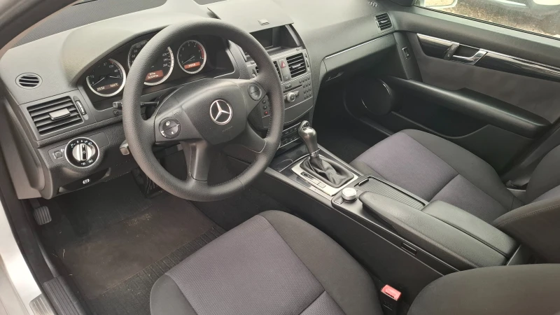 Mercedes-Benz C 220 CDI, снимка 7 - Автомобили и джипове - 52500884
