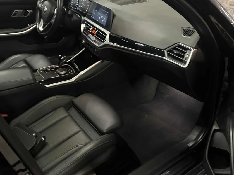 BMW 330 * АВТО КРЕДИТ* ЦЕНА ДО БГ * Сервизна история * , снимка 13 - Автомобили и джипове - 52543611