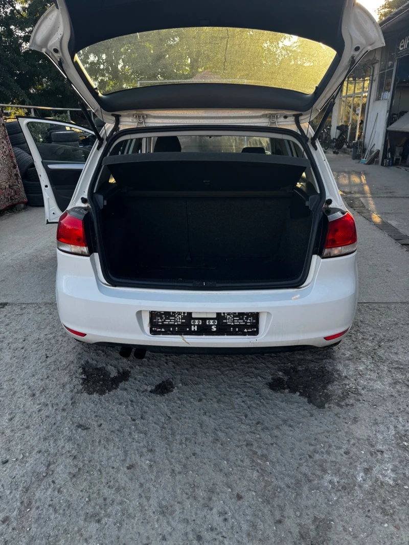 VW Golf 1.4TSI, снимка 10 - Автомобили и джипове - 52861199