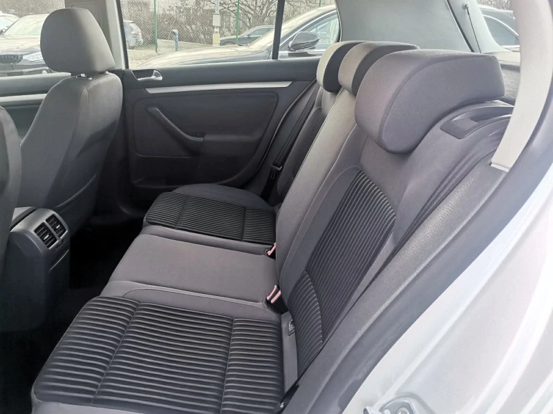 VW Golf 1.9 TDI 105 K.C, снимка 13 - Автомобили и джипове - 53561628