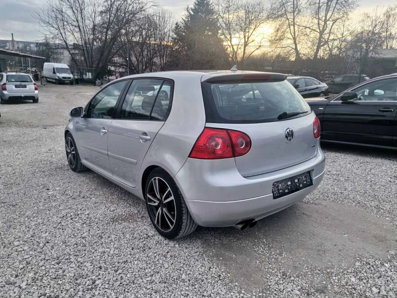 VW Golf 1.9 TDI 105 K.C, снимка 4 - Автомобили и джипове - 53561628