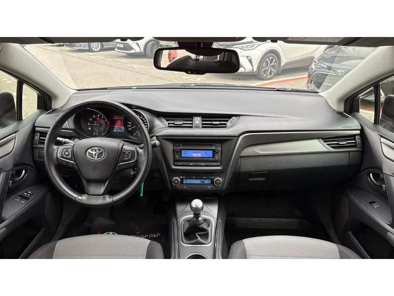 Toyota Avensis 1.6P M/T FWD COMFORT, снимка 8 - Автомобили и джипове - 53615314