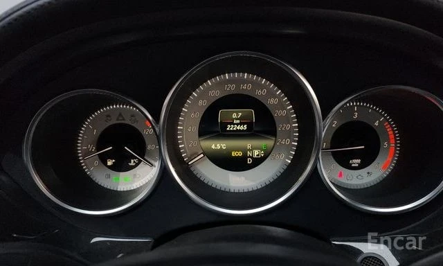 Mercedes-Benz CLS 250 | ЗАДНА КАМЕРА | ШИБЕДАХ | KEYLESS | , снимка 7 - Автомобили и джипове - 53969537