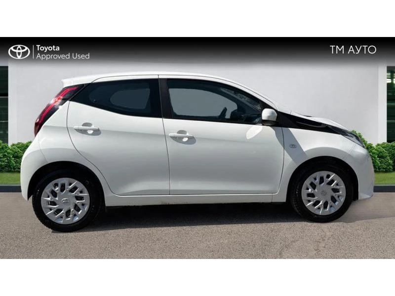 Toyota Aygo 1.0P MMT X-CONNECT, снимка 17 - Автомобили и джипове - 55347762