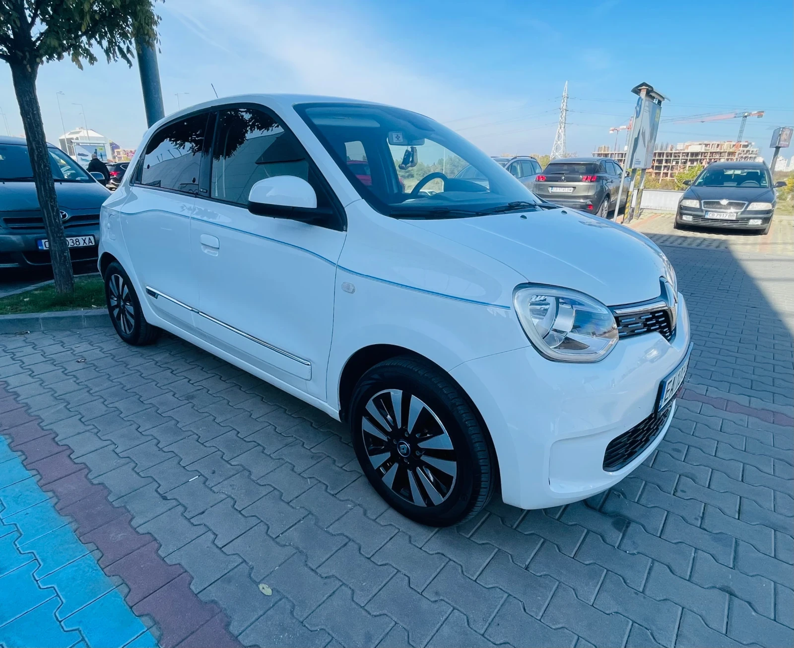 Renault Twingo Electric - изображение 2