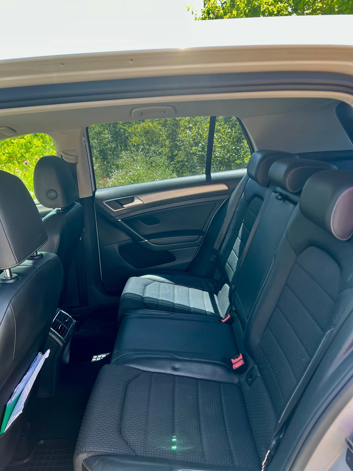 VW Golf 1.4 TGI DSG R LINE - изображение 9