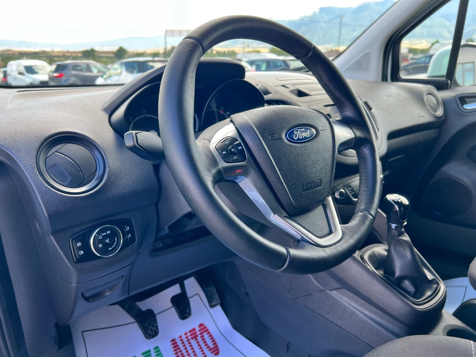 Ford Courier 1.5 TDCI - изображение 9