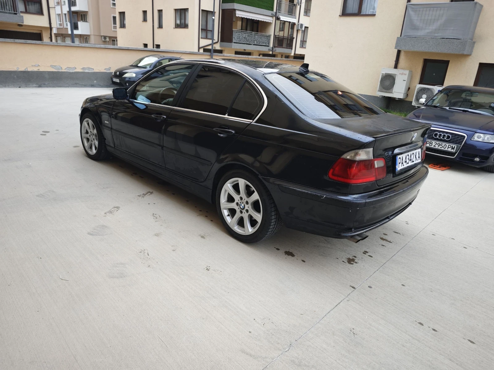 BMW 320 Е46 320i - изображение 3