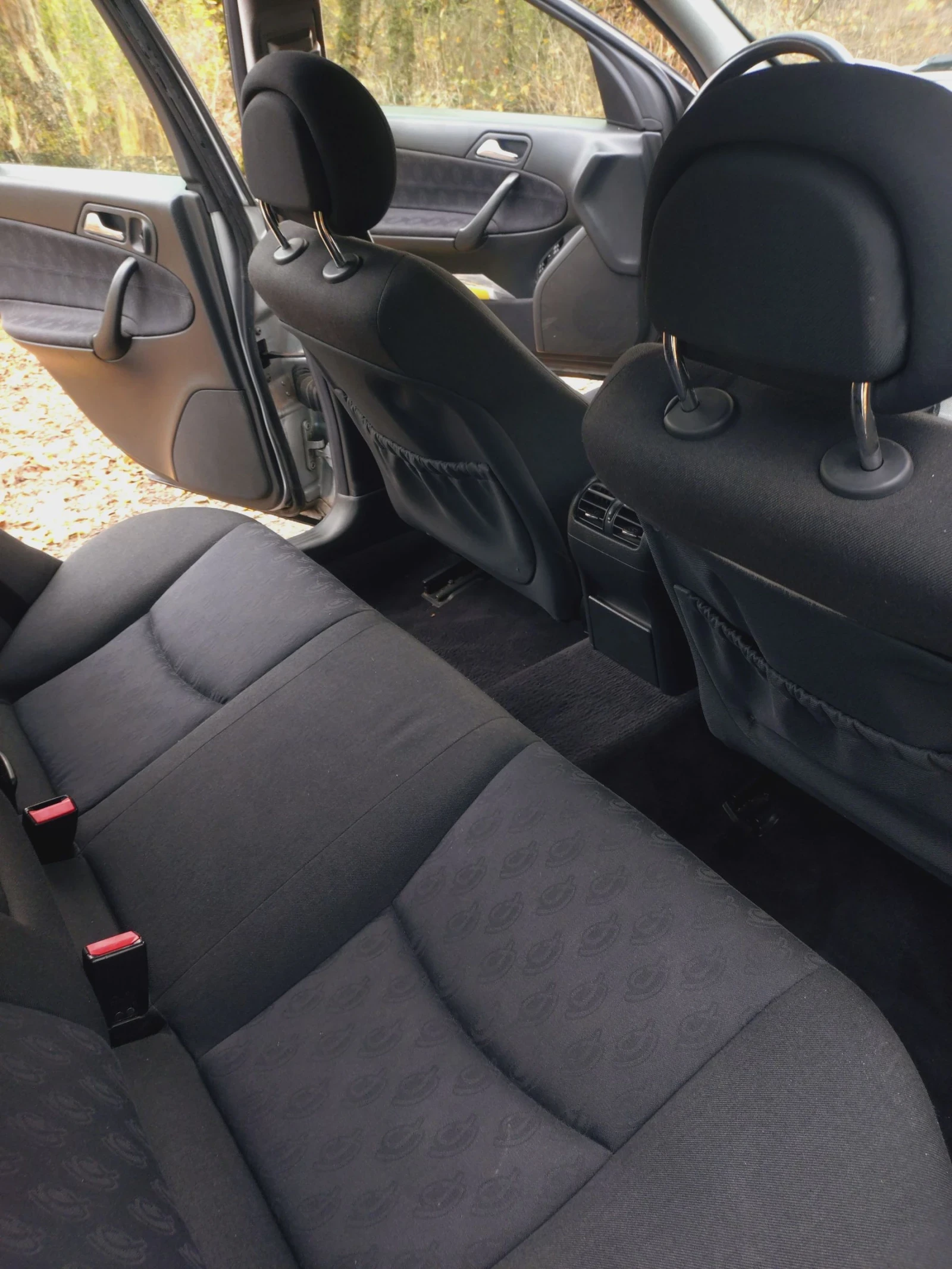 Mercedes-Benz C 200 | Mobile.bg   11