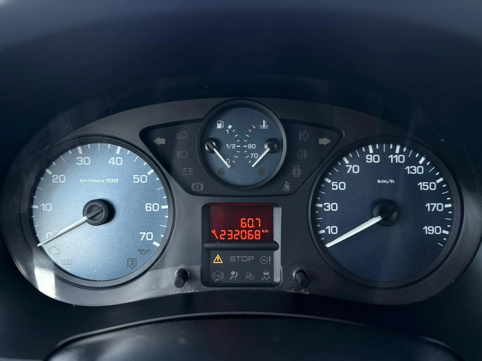 Peugeot Partner / 4+ 1 / N1 / 1.6 HDI / 92 HP / TOP / | Mobile.bg � ����������� 15