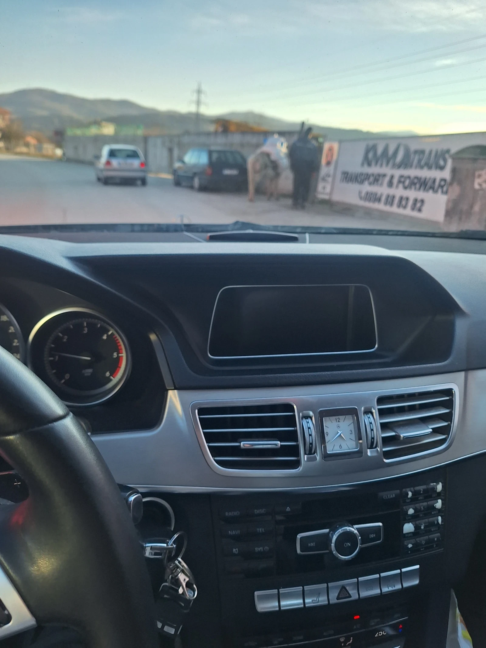 Mercedes-Benz E 250 | Mobile.bg � ����������� 15