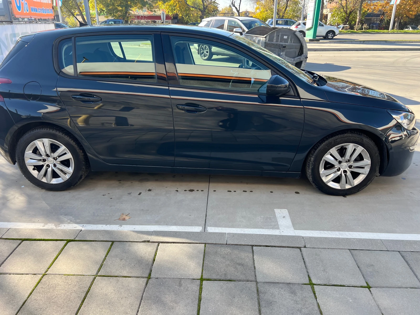 Peugeot 308 1.6HDI 90hp, снимка 7 - Автомобили и джипове - 53712371