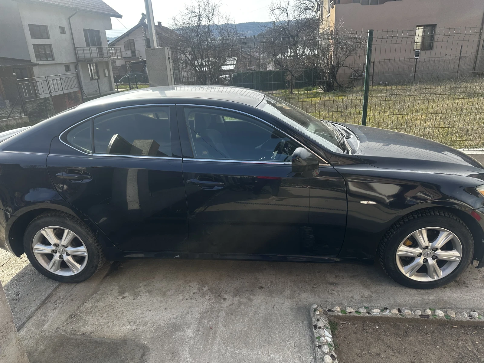 Lexus IS 220d 177 Коня, Дизел, снимка 2 - Автомобили и джипове - 53713167