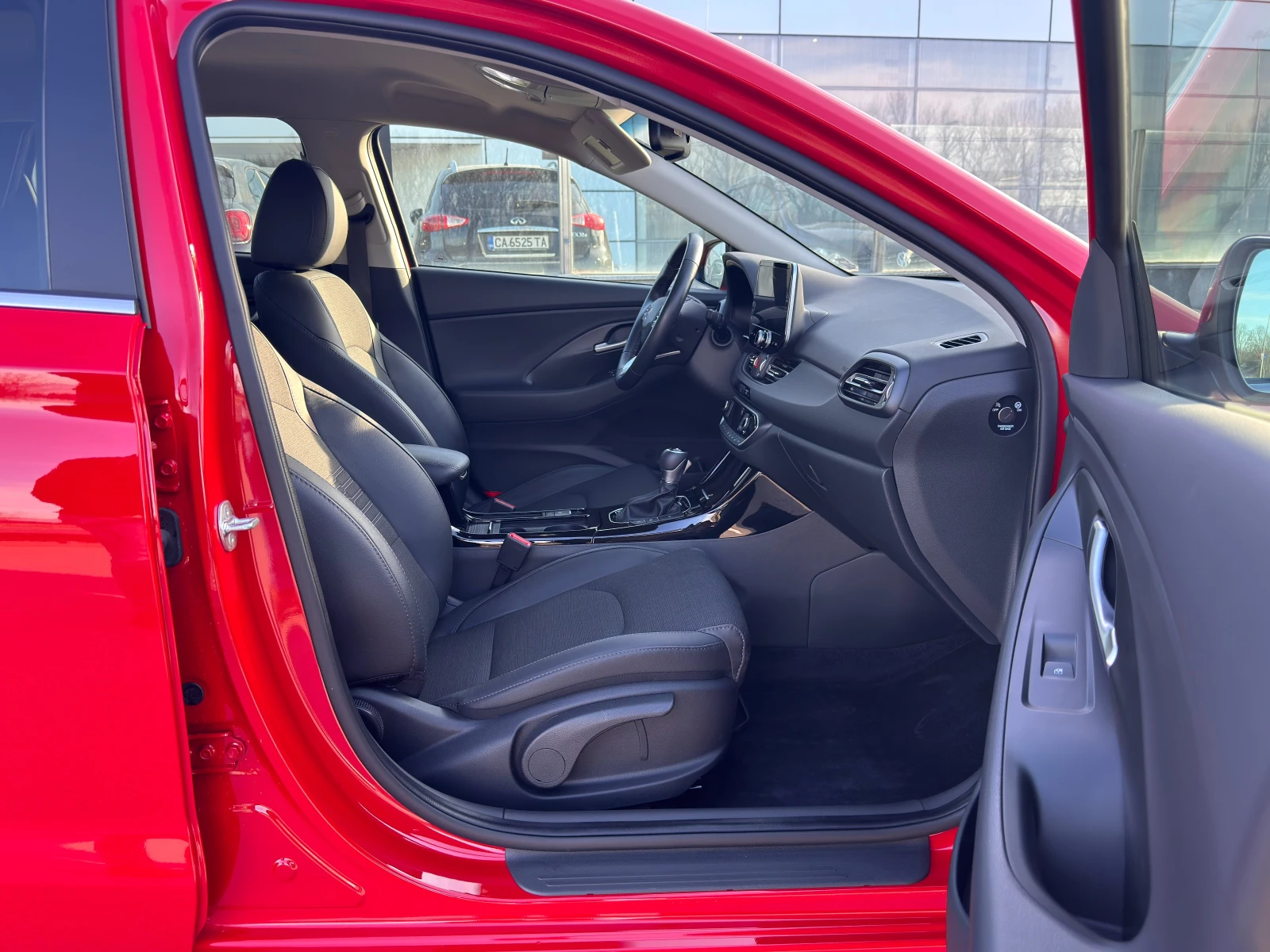 Hyundai I30 EXCLUSIVE, снимка 12 - Автомобили и джипове - 53961866