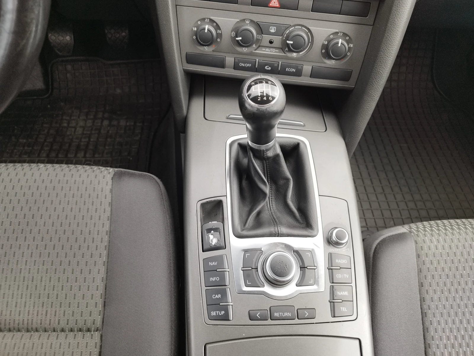 Audi A6 2.7 tdi, снимка 15 - Автомобили и джипове - 54089292