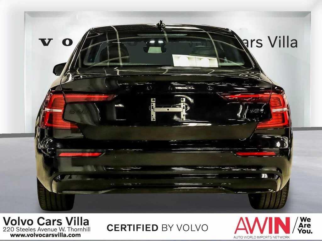 Volvo S60 Recharge T8 Ultra Black Edition eAWD, снимка 4 - Автомобили и джипове - 54206271