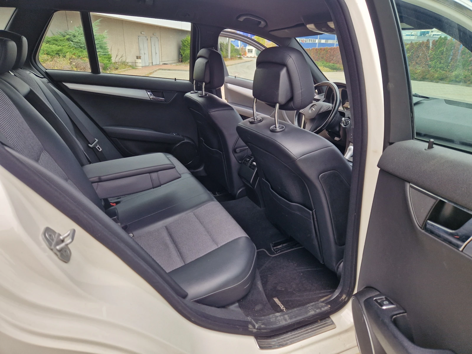 Mercedes-Benz C 350 AMG/W204 | Mobile.bg � ����������� 11