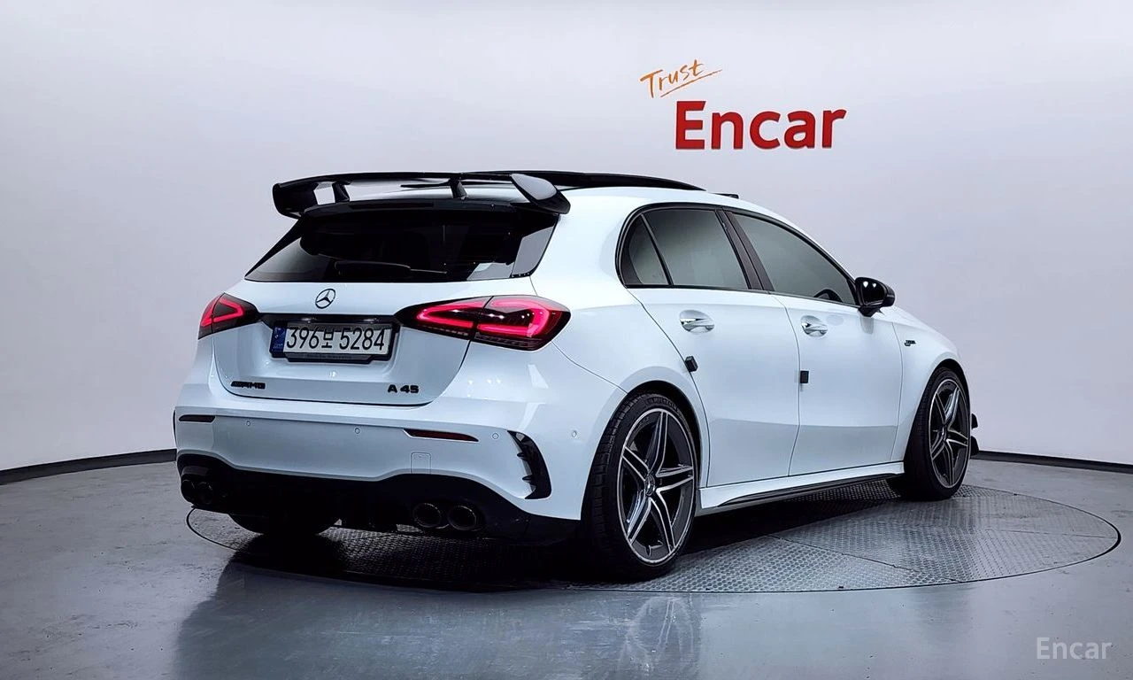 Mercedes-Benz A45 AMG 4MATIC+ * DISTRONIC* 360CAMERA* HEAD-UP* SUNROOF* , снимка 3 - Автомобили и джипове - 54444414