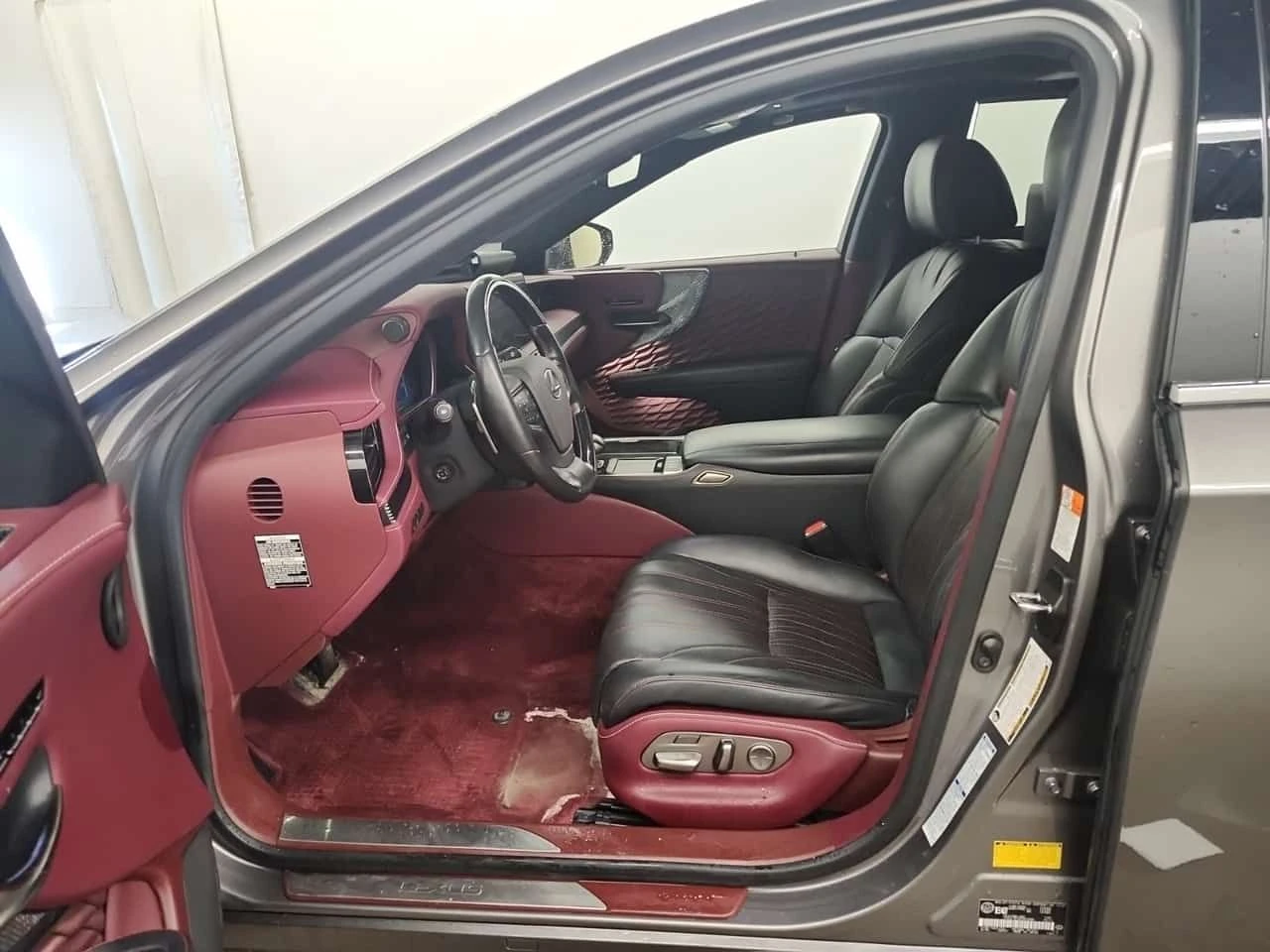 Lexus LS 500 * Без инциденти * CARFAX * От Toyota * , снимка 8 - Автомобили и джипове - 54596638