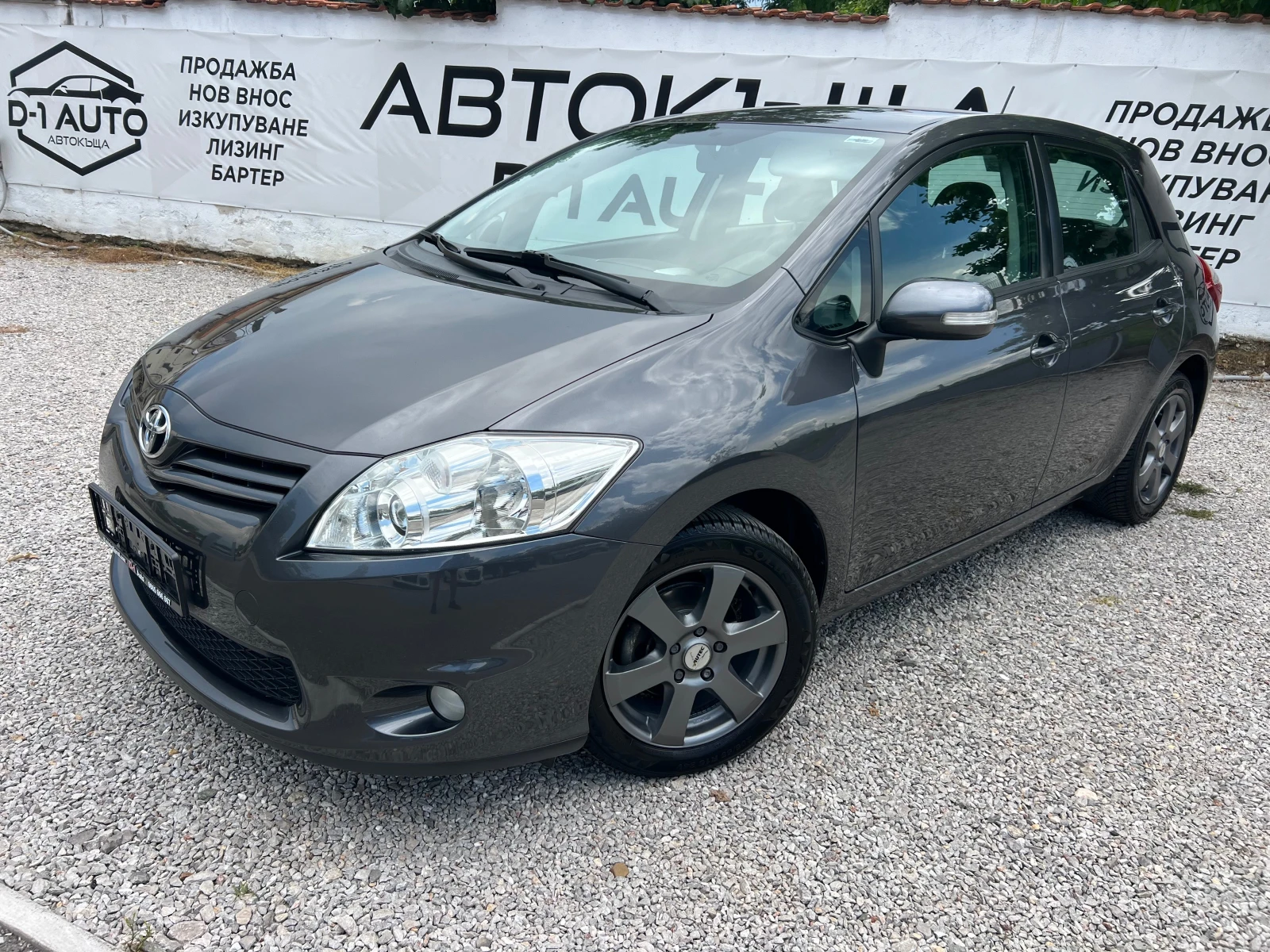 Toyota Auris 1.6-FACE FULL, снимка 3 - Автомобили и джипове - 54866849
